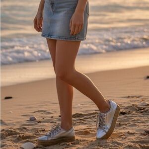 Sneakers X Espadrille Platform: Silver Hampton’s By Steve Madden (Size 8/8.5)